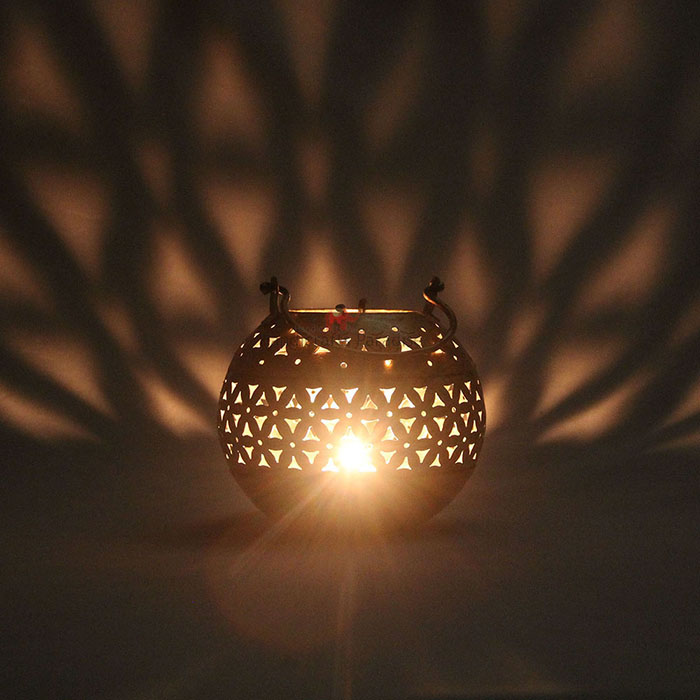 Handicrafts Paradise Antique Cut Work Tea Light with a handle Showpiece Gift item for Home decor in Wrought Iron - 5.25 inches - Image 5