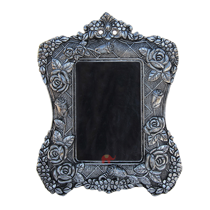 Handicrafts Paradise Photo Frame Victorian Style with Floral Motif in Metal